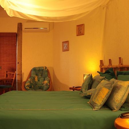 Bangalore Suites Garopaba Ngoại thất bức ảnh