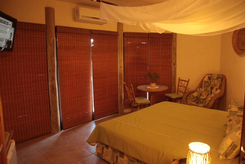 Bangalore Suites Garopaba Ngoại thất bức ảnh