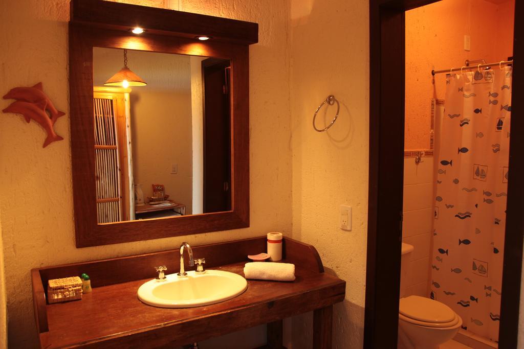 Bangalore Suites Garopaba Ngoại thất bức ảnh