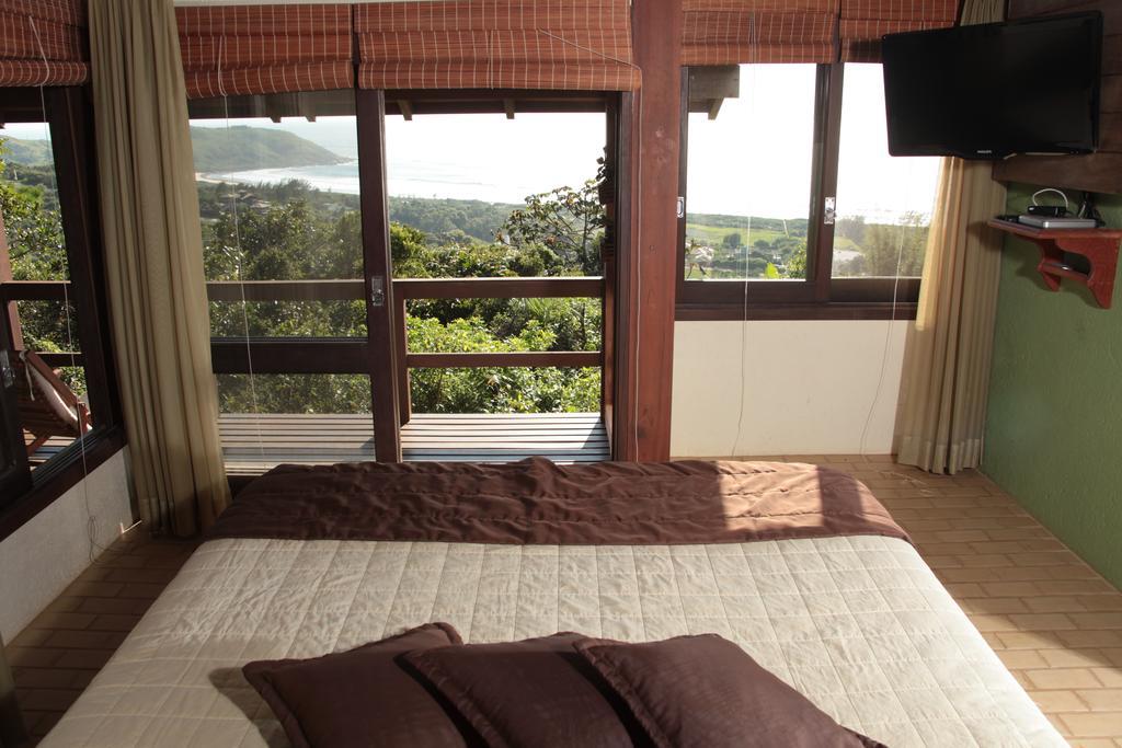Bangalore Suites Garopaba Ngoại thất bức ảnh